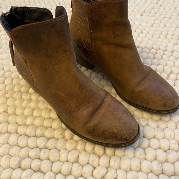 Steve Madden Rusha Boot - Picture 2 of 6